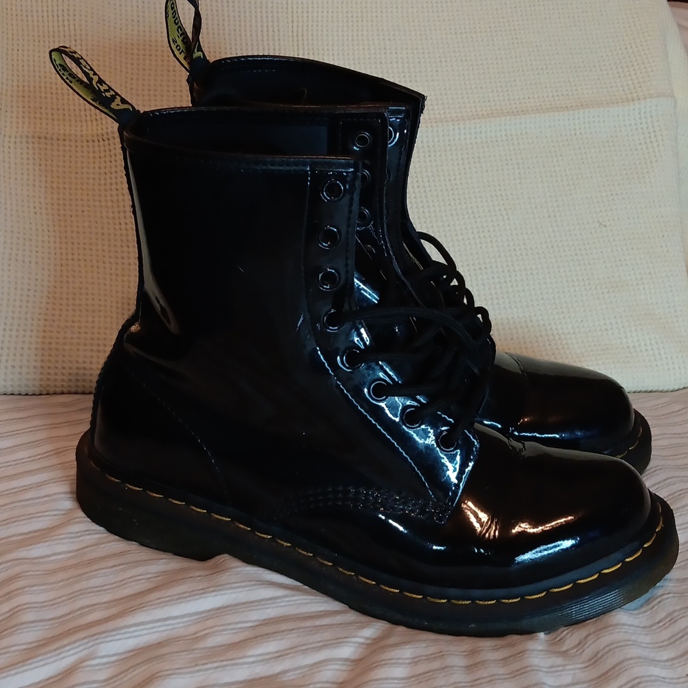 Patent Leather 8 eyelet Dr Martens boots